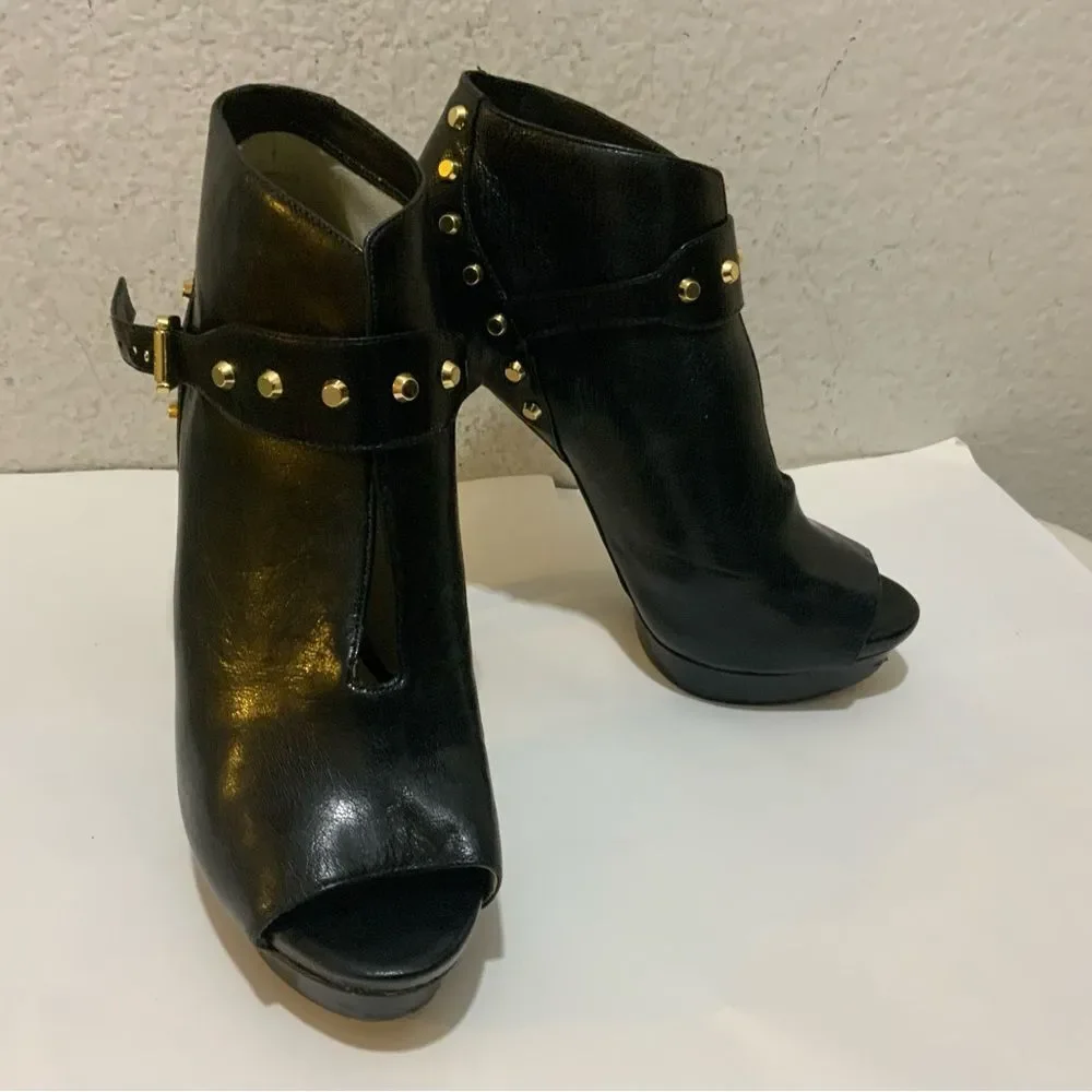 MICHAEL KORS BLACK LEATHER PEEP TOE BOOTIES 9 M